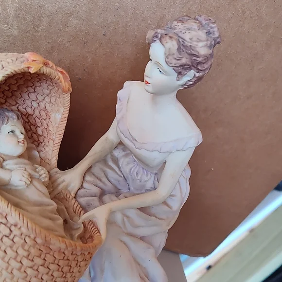 The Micena Collection Elegant Mother and Child Figurine - Cream and Purple